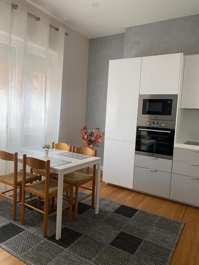 パヴィーア Casa Lindaヴィラ エクステリア 写真